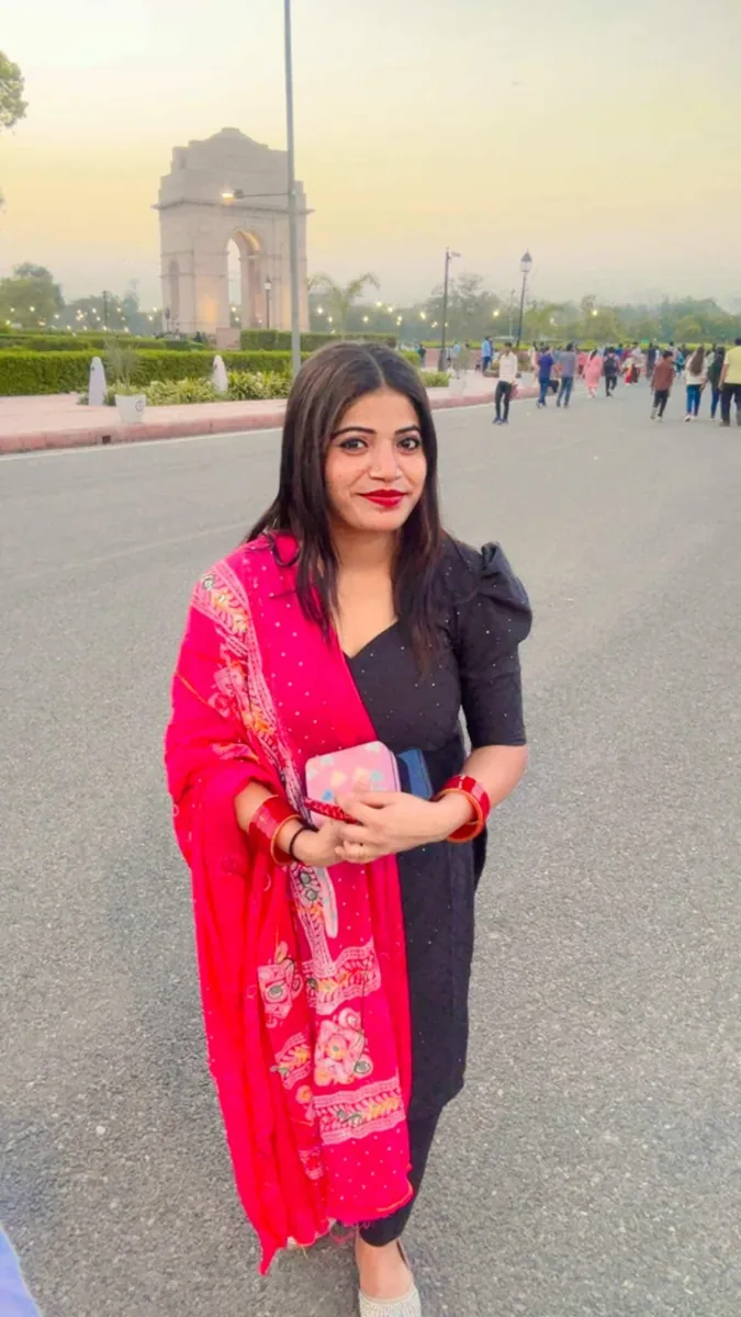 Ahmedabad Escorts & Call Girls Service – Vastrapur