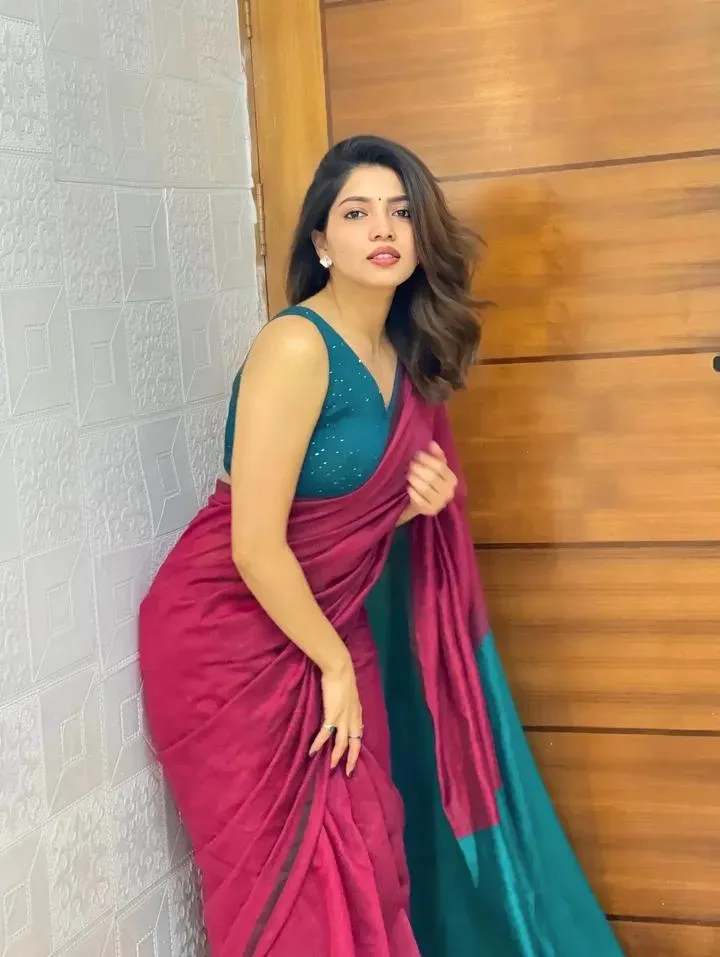 100% Genuine Real Call Girls In Janakpuri Escort 9990,646,638