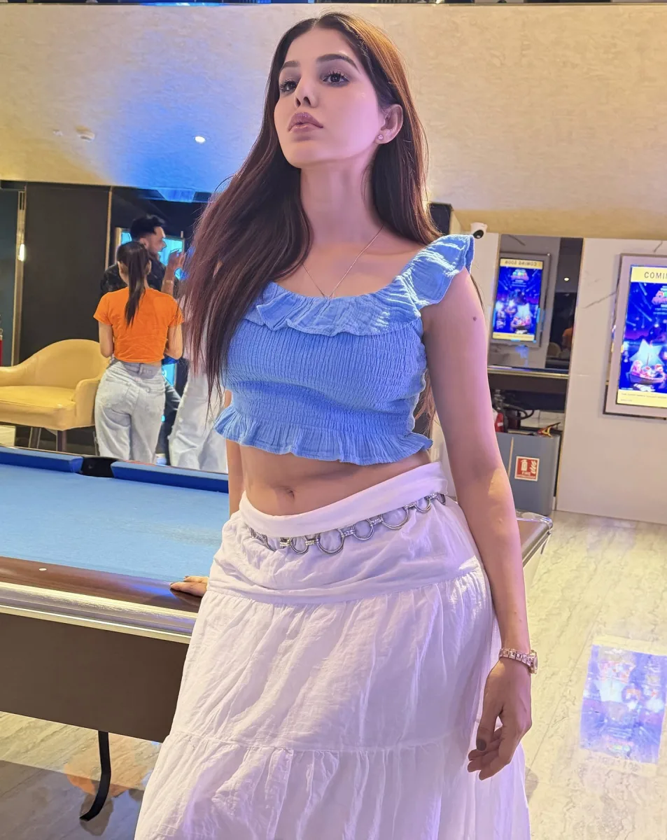 YOUNG~8527163129 CALL GIRLS IN NOIDA SECTOR 121 (DELHI) CALL GIRL SERVICE