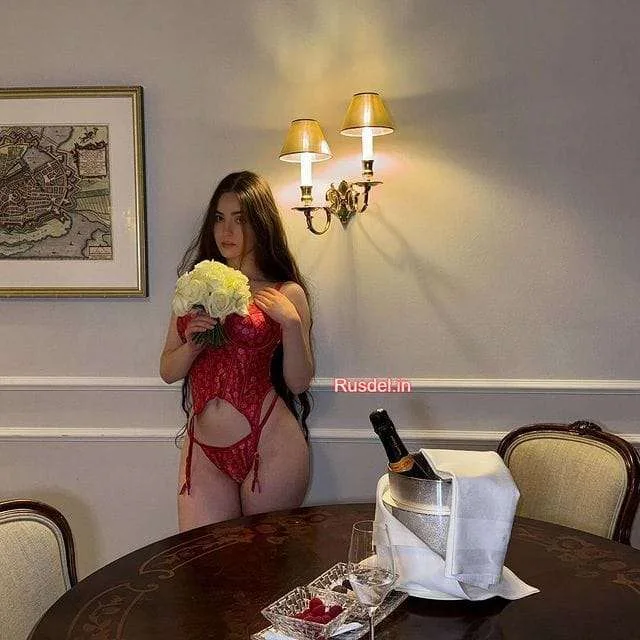 Hi Profile Call Girls In sector-150꧁9599713271꧂Escort Service